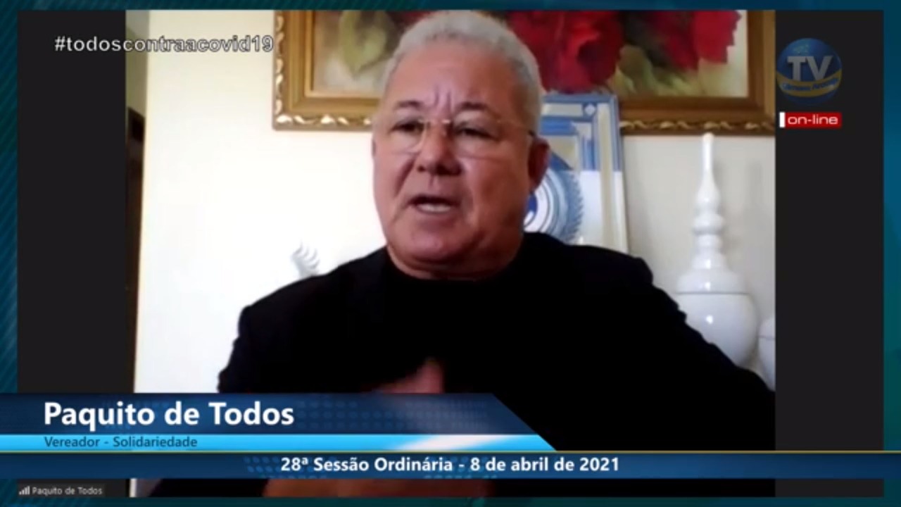 Paquito comemora instalação de Wi-Fi em escolas da rede pública