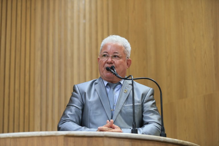 Paquito de Todos lamenta que ainda exista violência contra mulher