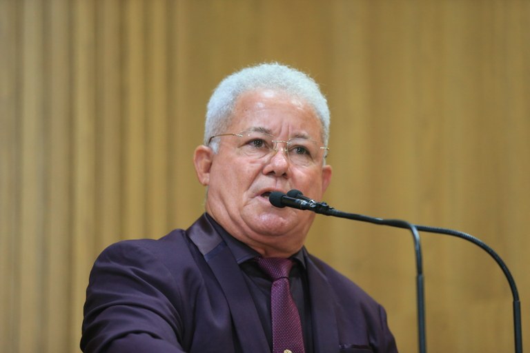 Paquito de Todos parabeniza serviços desenvolvidos pela Emsurb