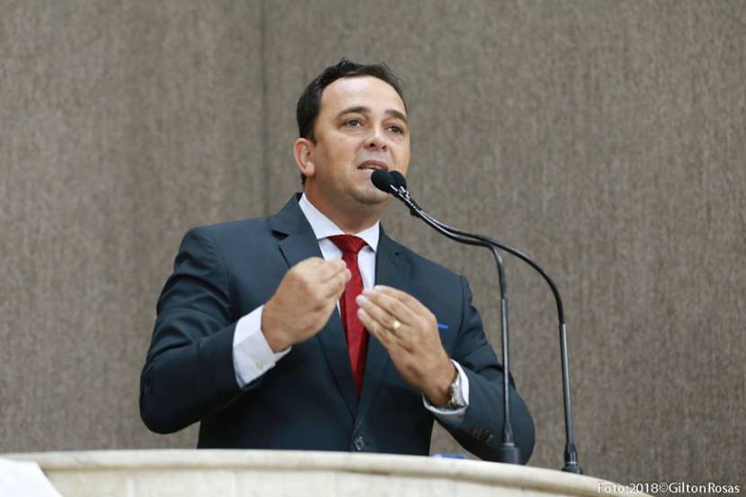 Para Fábio Meireles, população deve ser bem atendida independente de gestão