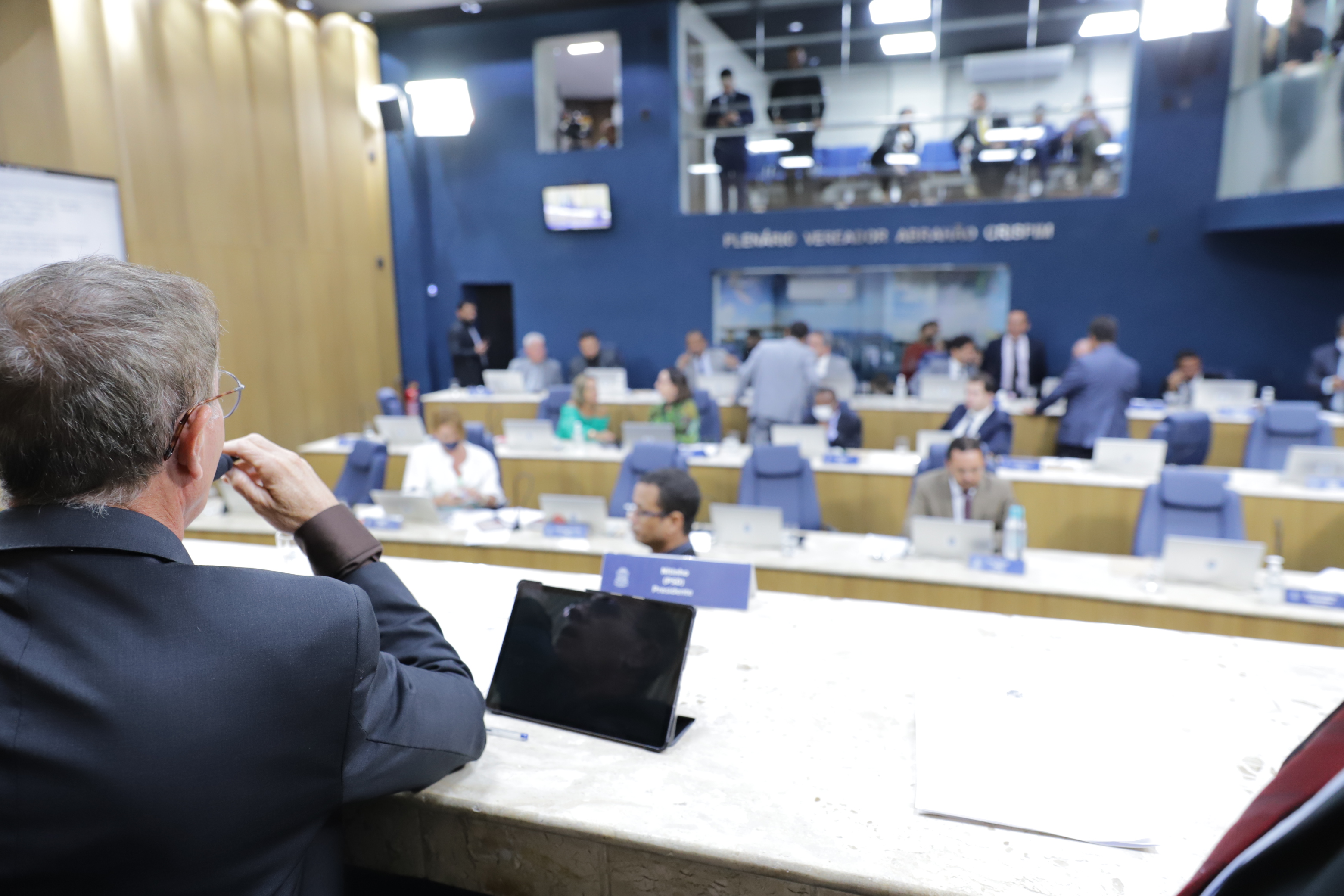 Parlamentares apreciam cinco proposituras nesta terça-feira