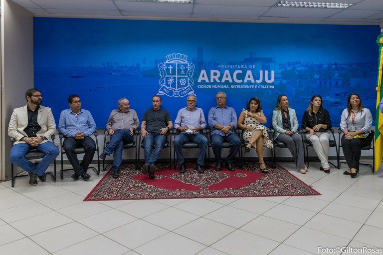 Parlamentares participam de anúncio de oferta de vagas para cursos e oficinas da capacitação