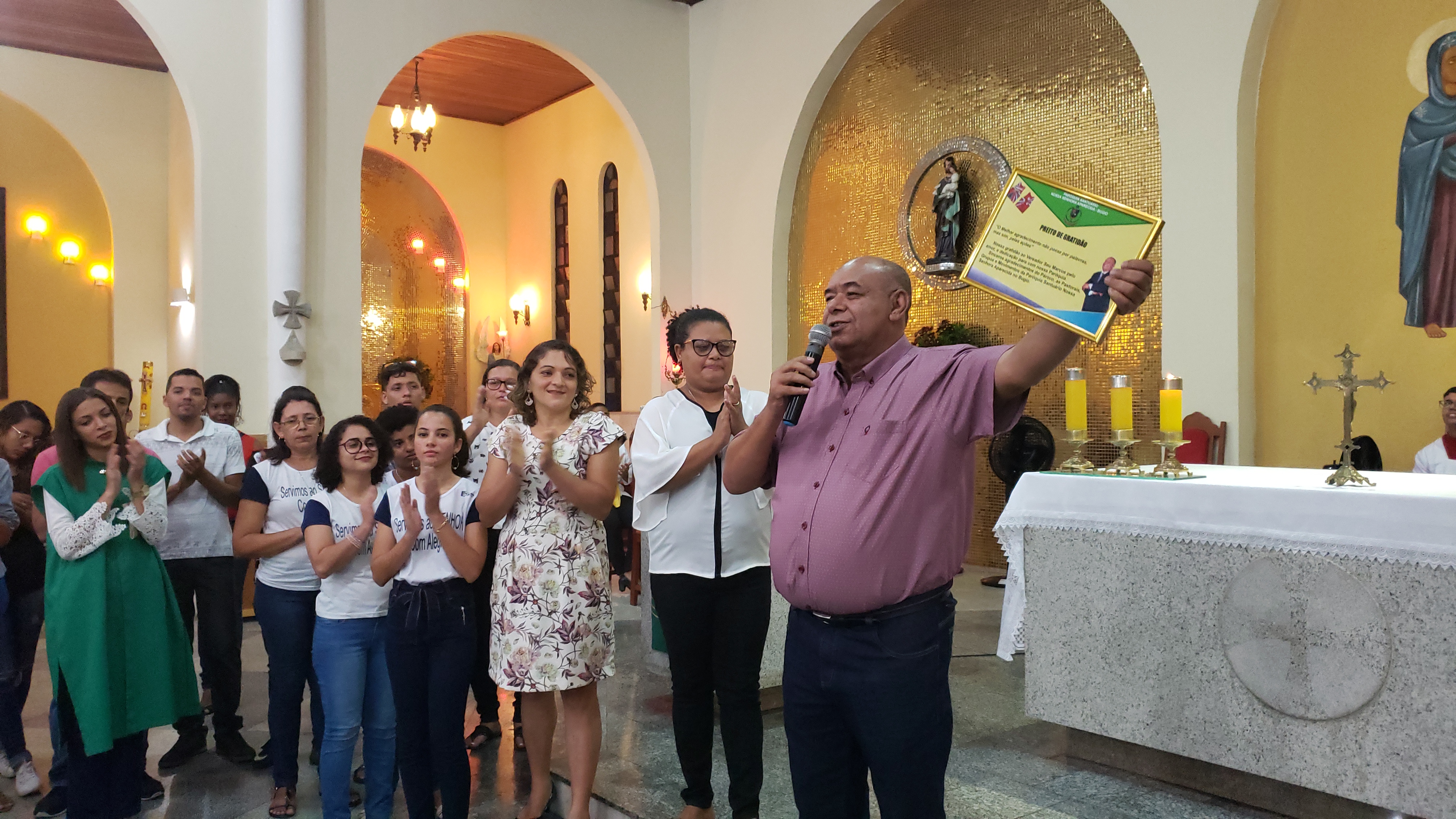 Paróquia Nossa Senhora Aparecida homenageia Seu Marcos com a placa Pleito de Gratidão