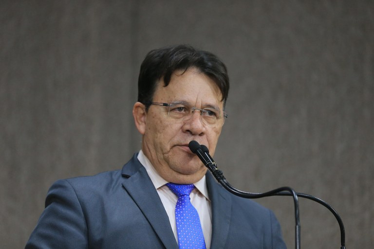 Pastor Alves demonstra desconforto diante do desfecho da Petrobrás