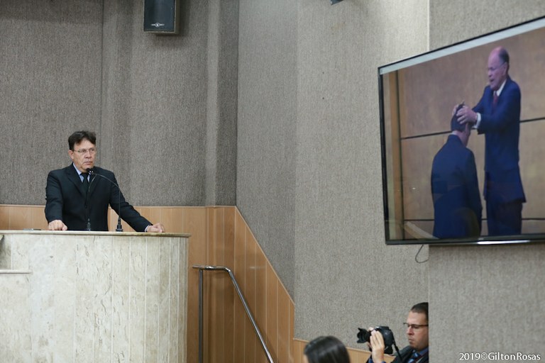 Pastor Alves fala sobre benção que Bolsonaro recebeu em igreja