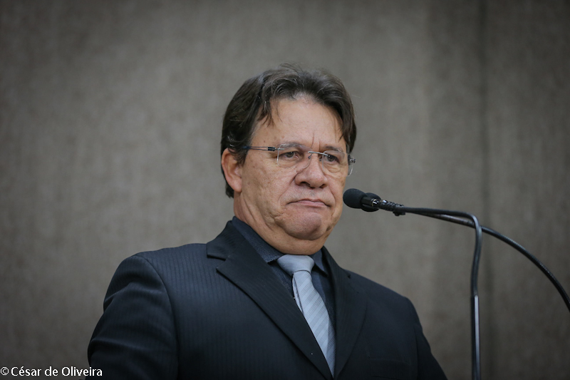 Pastor Alves faz críticas à administração de Nossa Senhora do Socorro