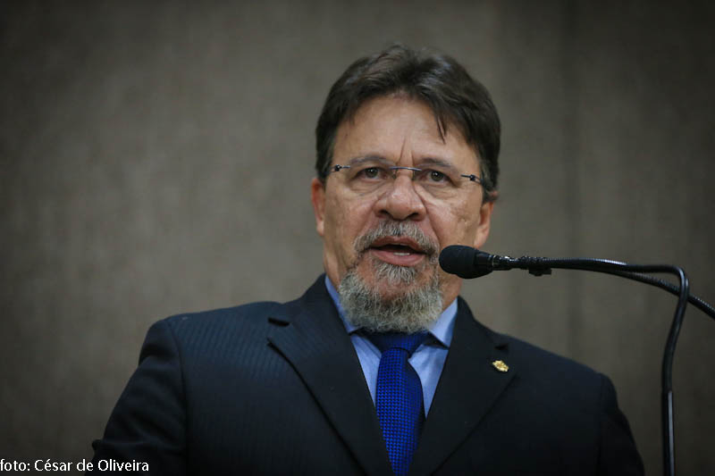 Pastor Alves faz observações sobre o bairro Marivan 