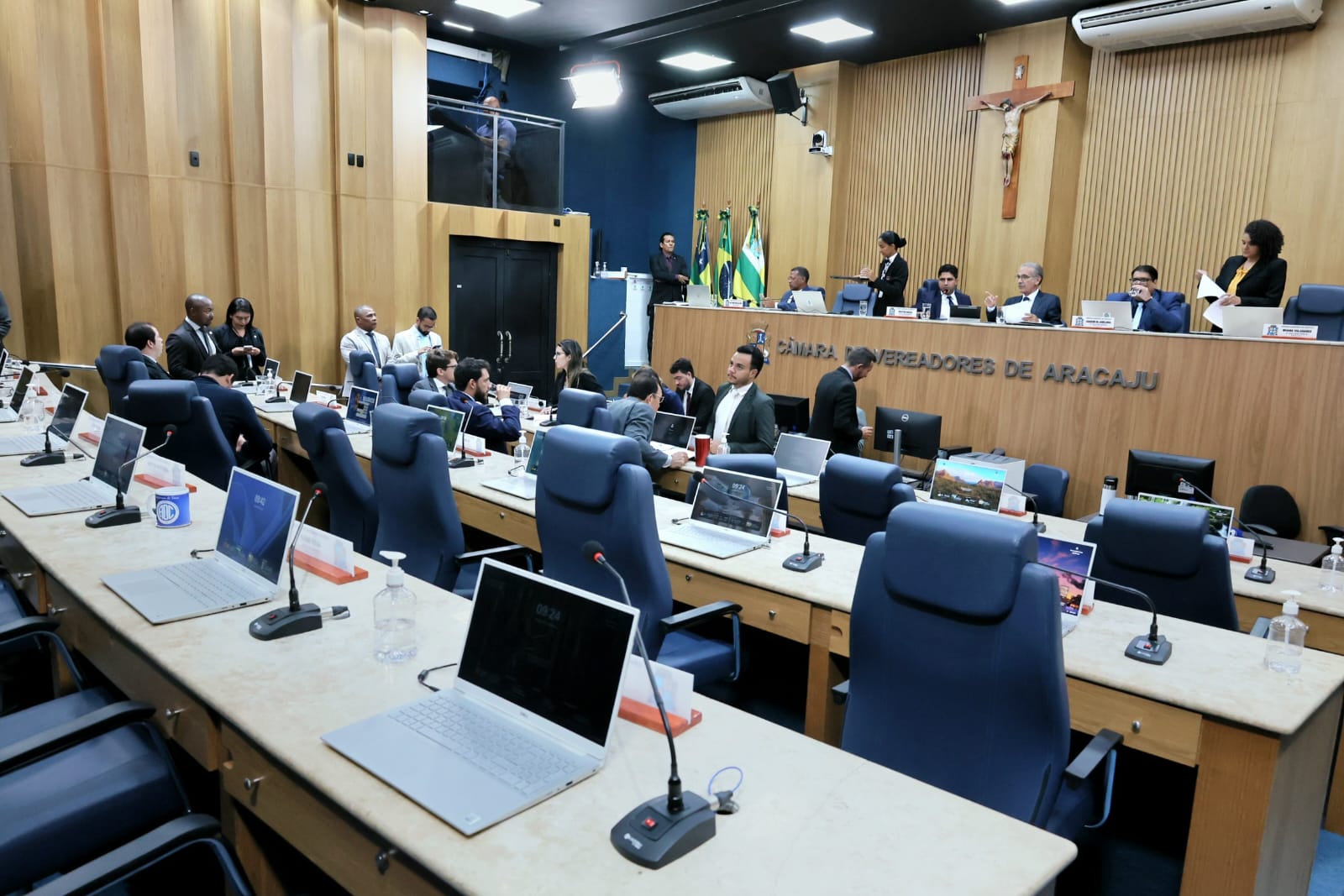 Pequeno Expediente destaca mobilidade urbana, demandas do Marivan e avanços no futebol sergipano