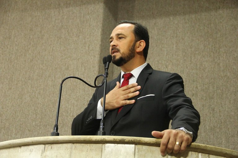 PL, de autoria de Fábio Meireles, que garante exames em bebês com indicativo de Síndrome de Down vai a sanção