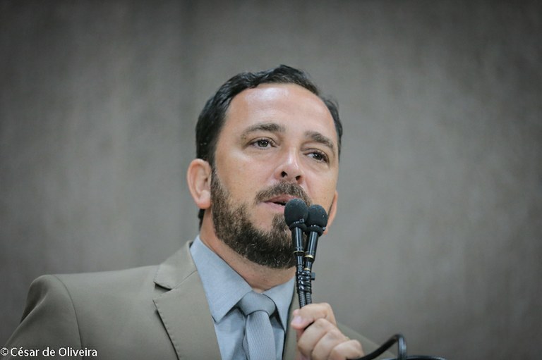 PL de Fábio Meireles solicita que equipes de saúde devem se deslocar para vacinar crianças