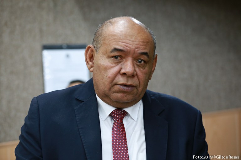 PL de Seu Marcos a favor do atendimento ao autista é aprovado