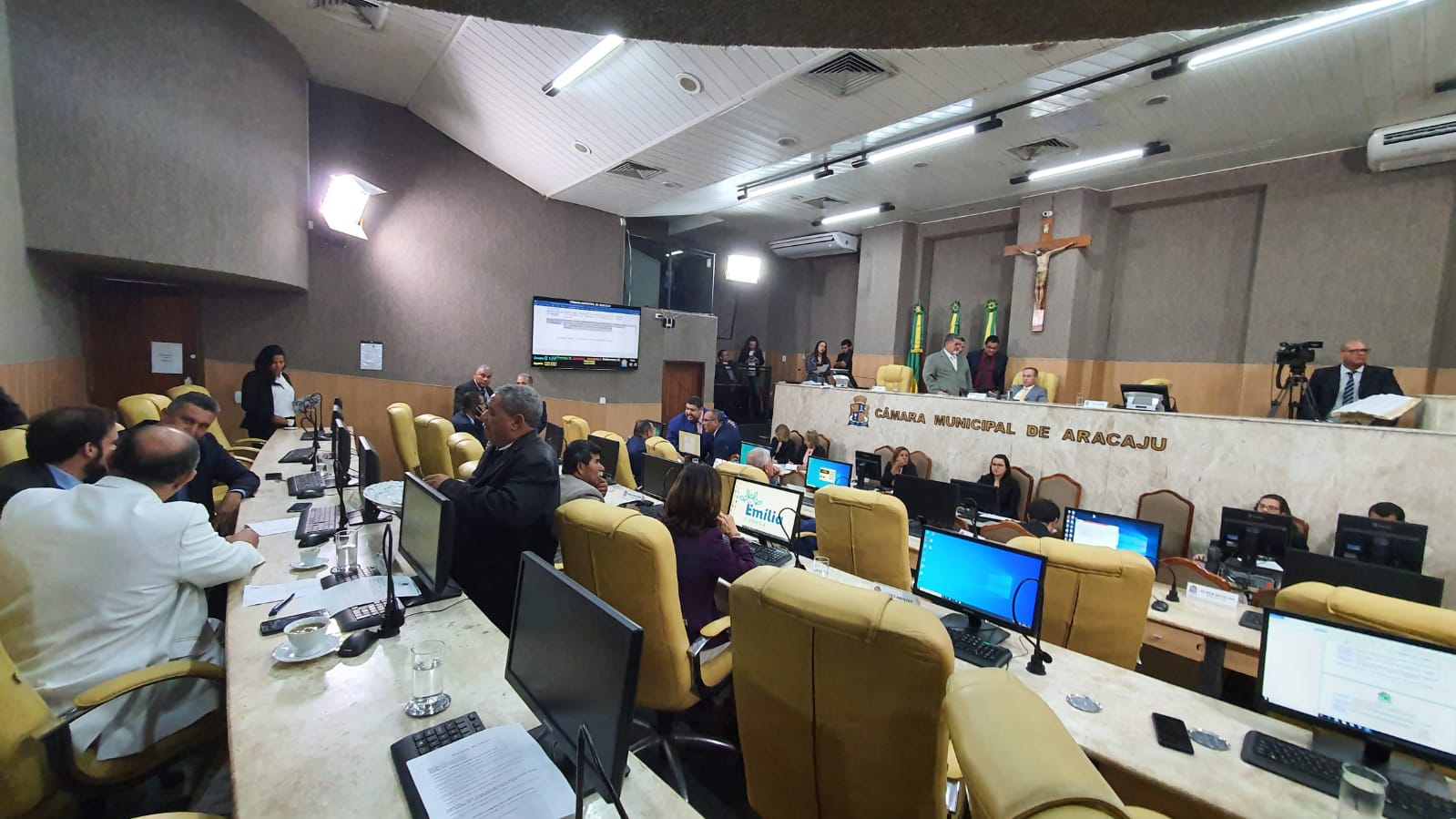 Câmara aprova projetos do Executivo em Redação Final