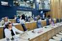 Posse de desembargador, problemas de trânsito e projeto voltado para crianças e adolescentes marcam o Pequeno Expediente