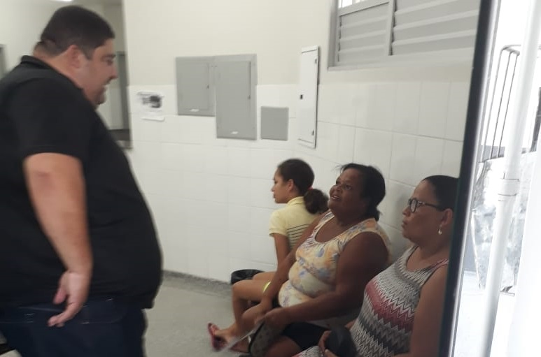 Posto de saúde do Povoado Areia Branca recebe visita de Cabo Didi