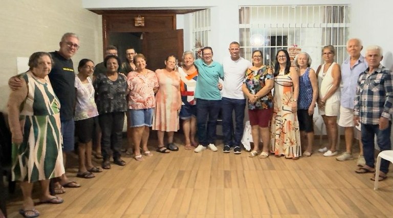 Praça Professor Manoel Franco Freire é pauta de reunião entre moradores da região e vereador Sargento Byron