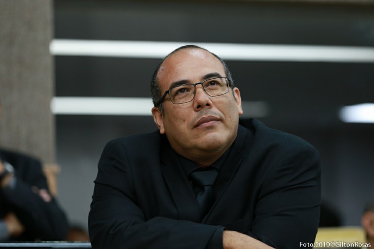 Prefeito Edvaldo mente quando diz que foi o que mais cumpriu promessas de campanha, afirma Cabo Amintas