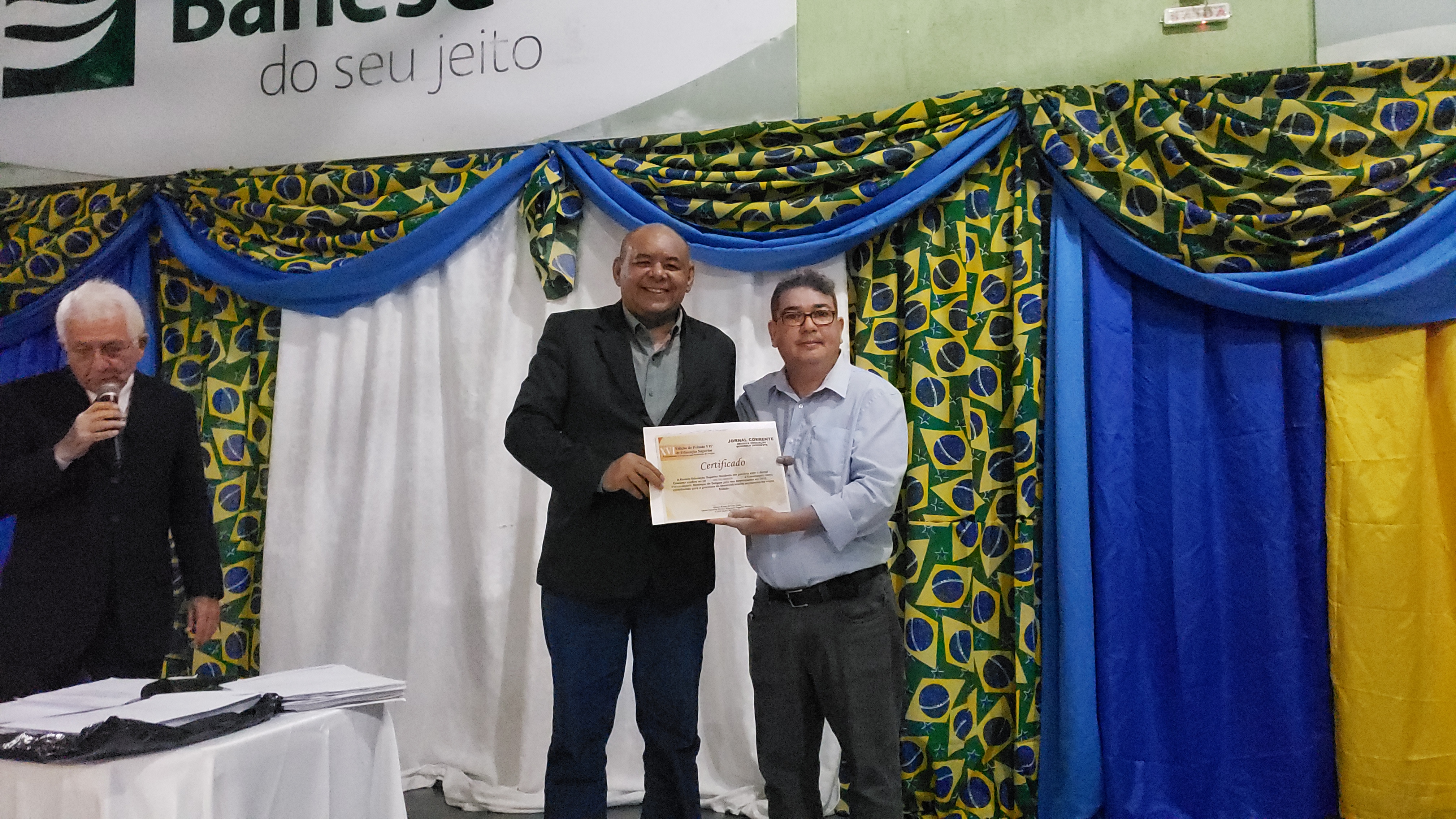 Prêmio Vip de Educação Superior homenageia vereador Seu Marcos