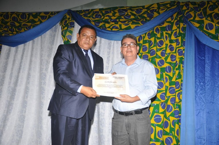 Prêmio Vip de Educação Superior reconhece Américo de Deus como político de destaque