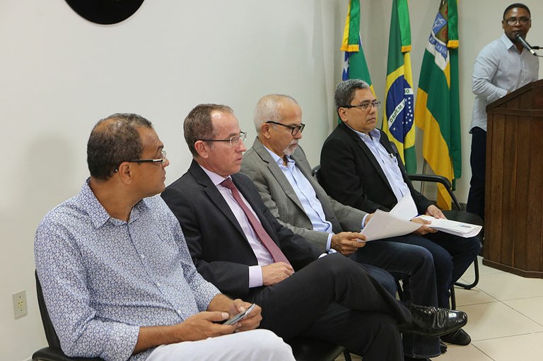 Presidente acompanha anúncio de medidas de ajustes da Prefeitura