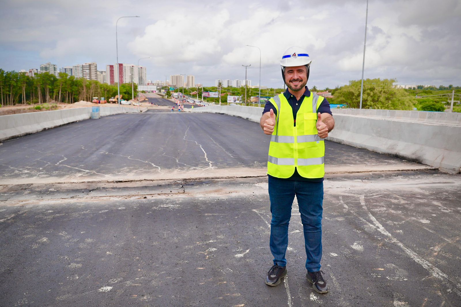Presidente da Câmara de Aracaju  acompanha avanço das obras do Complexo Viário Senadora Maria do Carmo Alves
