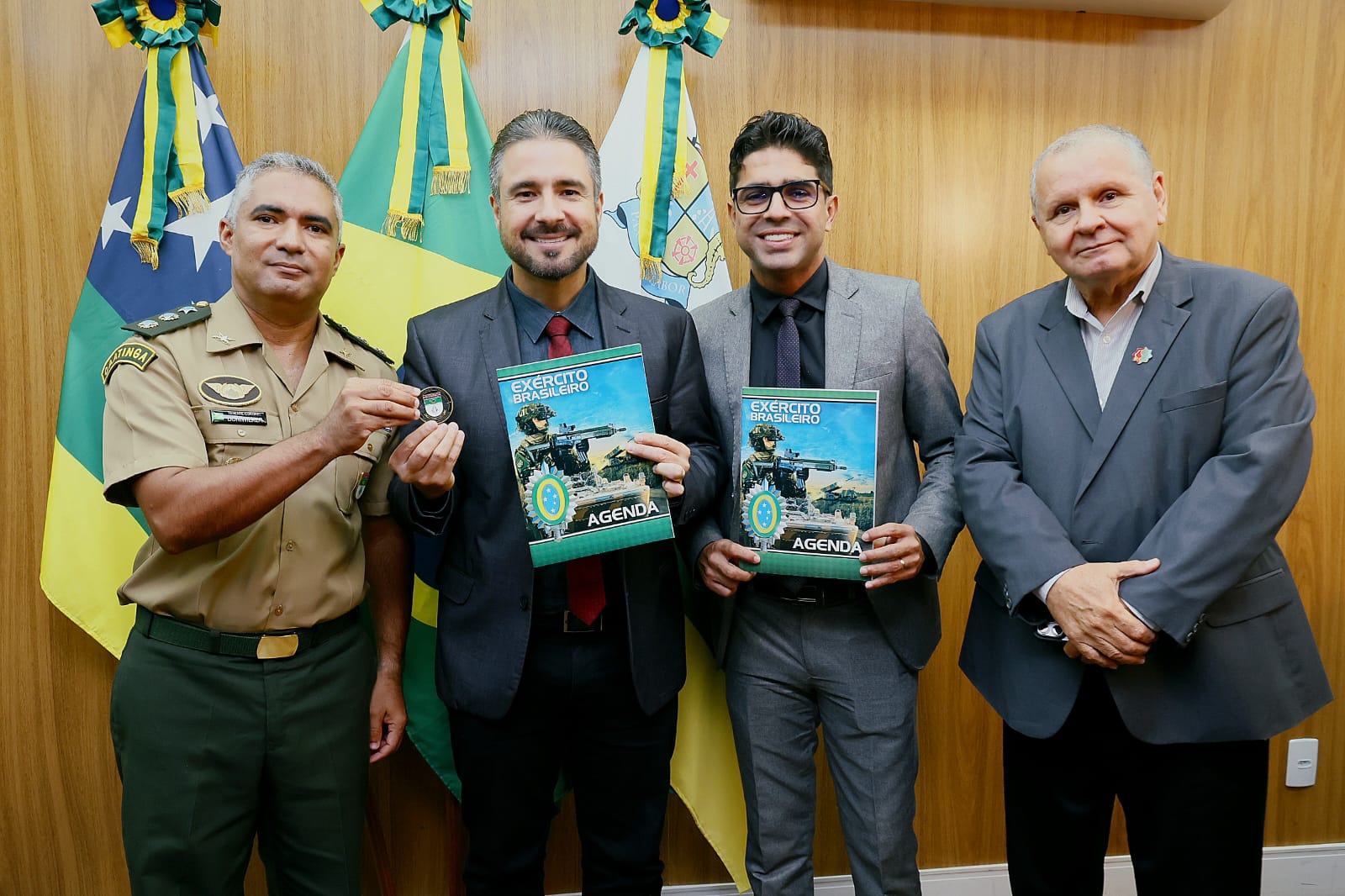 Presidente da Câmara recebe comandante do 28º BC e reforça parceria institucional em Aracaju
