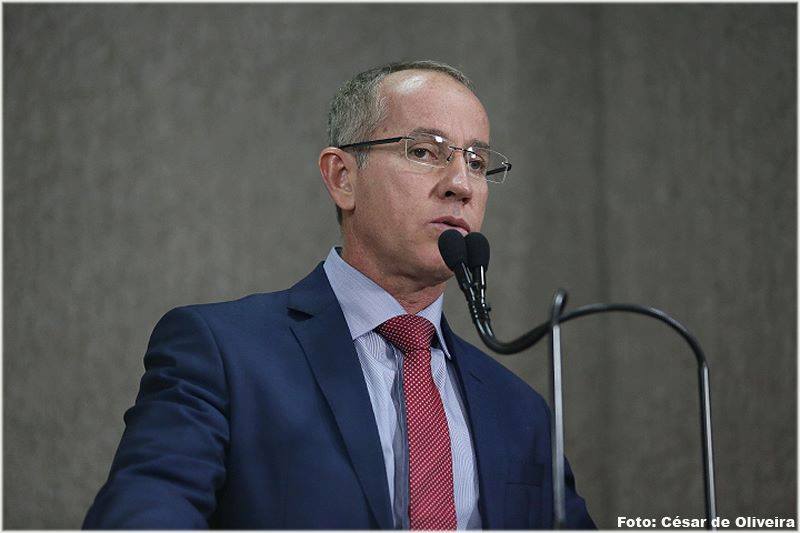 Presidente da CMA esclarece que parlamentares viajaram por conta própria