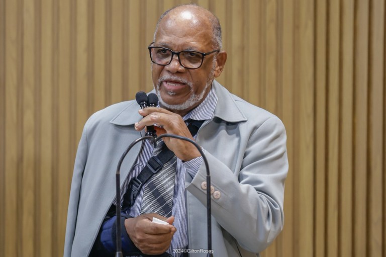 Presidente do Sepuma faz discurso de agradecimento à gestão da Câmara Municipal pelo espaço de diálogo com os servidores do Município 