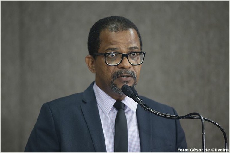 Professor Bittencourt cobra preservação da memória de Gumersindo Bessa