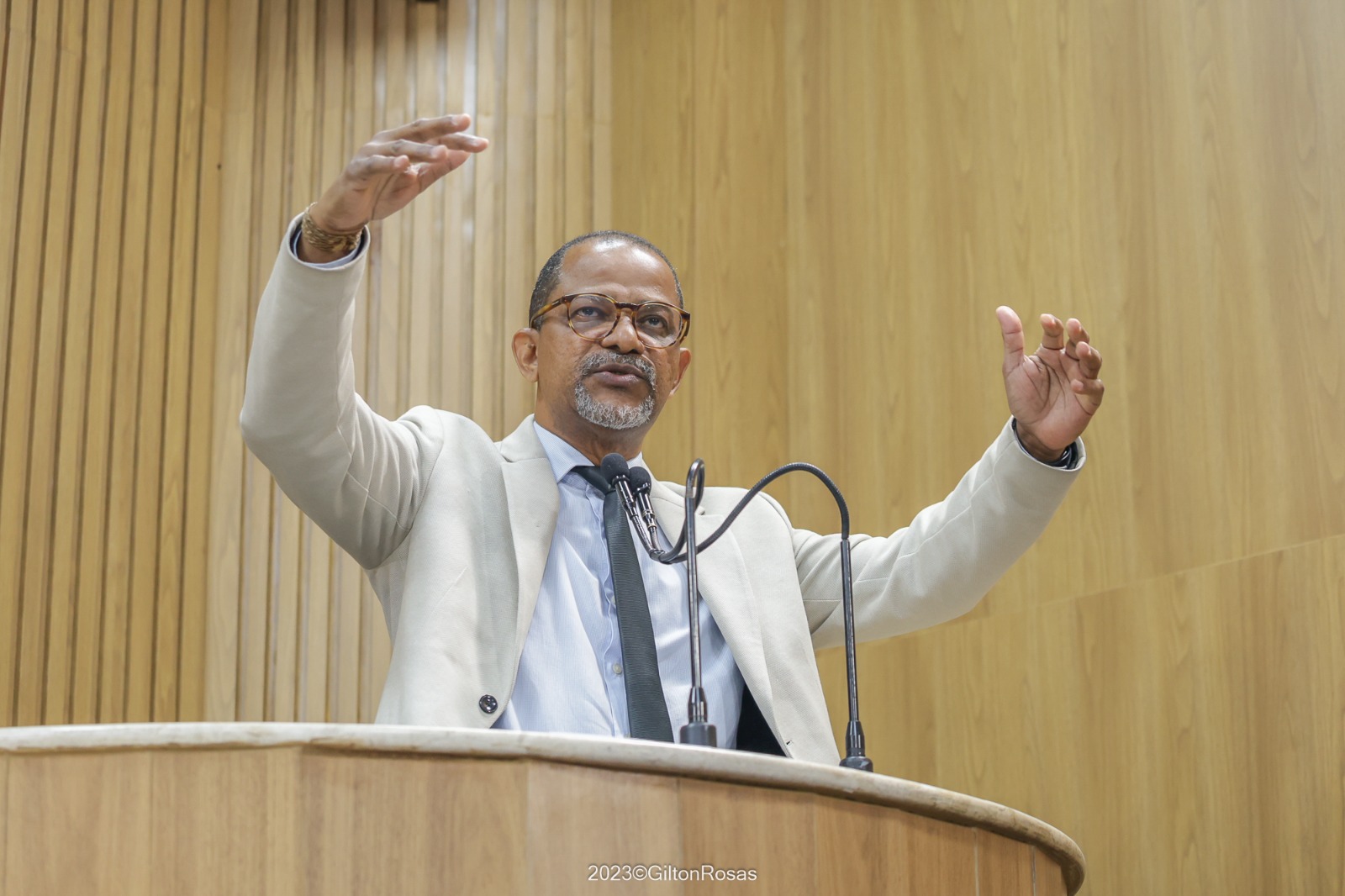 Professor Bittencourt destaca dados dos 6 meses de atendimento da maternidade Lourdes Nogueira 