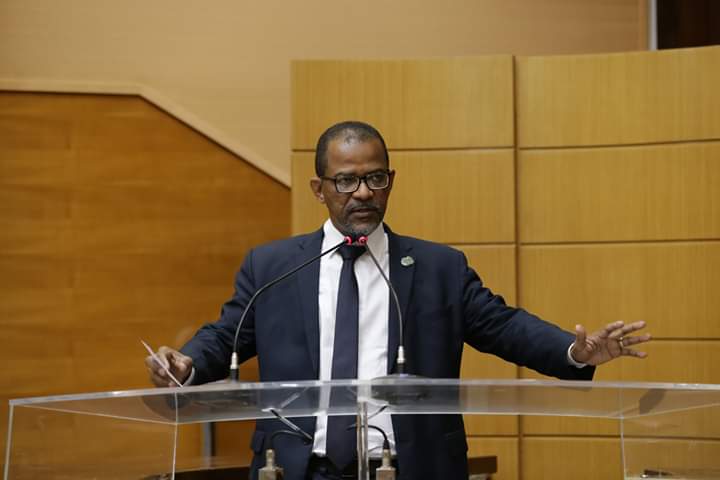 Professor Bittencourt faz análise da atual situação econômica e social do país