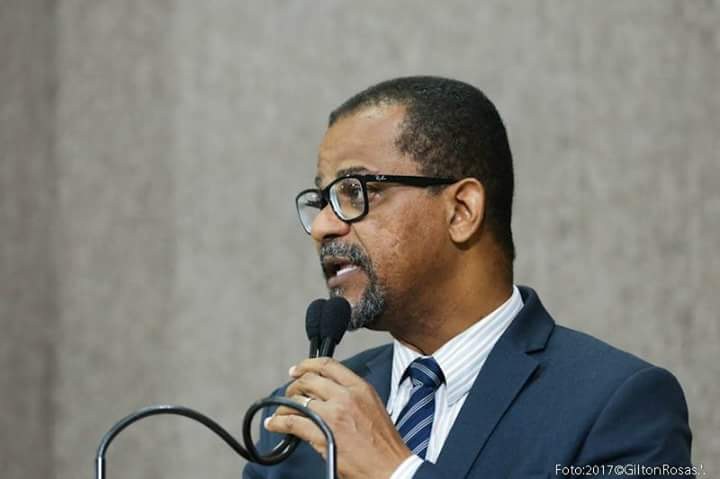 Professor Bittencourt lembra a obra de Joel Rufino dos Santos