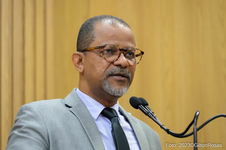 Professor Bittencourt parabeniza Edvaldo Nogueira pela recondução à presidência da FNP