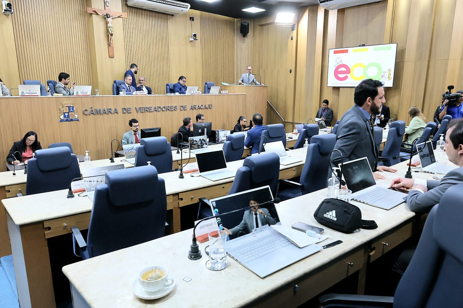 Professor da UFS apresenta na Tribuna Livre projeto de prevenção às doenças deformantes da coluna vertebral 