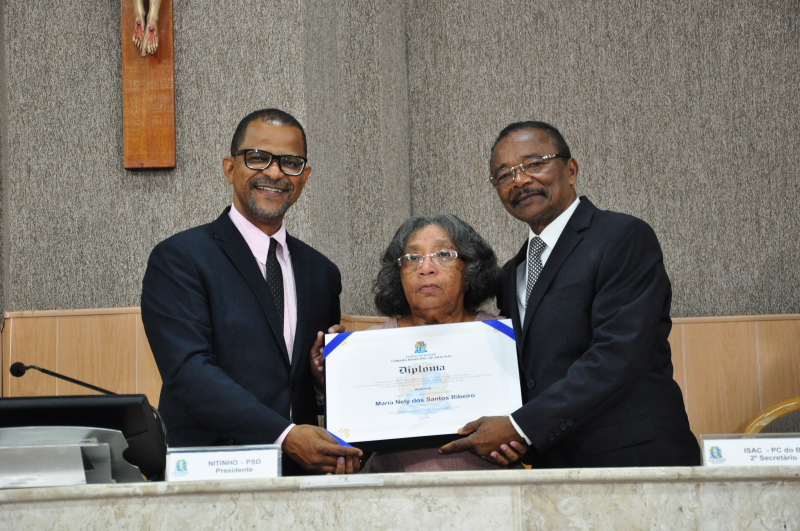 Professora Maria Nely é a mais nova cidadã aracajuana