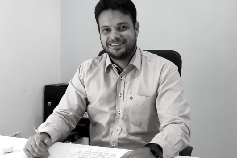 Projeto de Anderson de Tuca que penaliza o não cumprimento do plano de vacinação foi aprovado