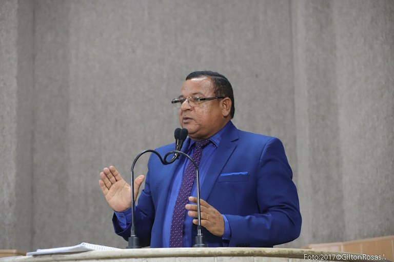 Projeto de Lei de Américo de Deus que institui “Farmácia Solidária” é aprovado na CMA