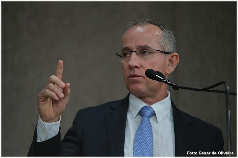 Projeto de Lei de Nitinho irá regularizar imóveis junto à Emurb