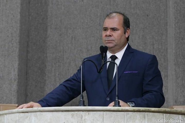 Projeto de Lei para pagamento de artistas é apresentado por Isac