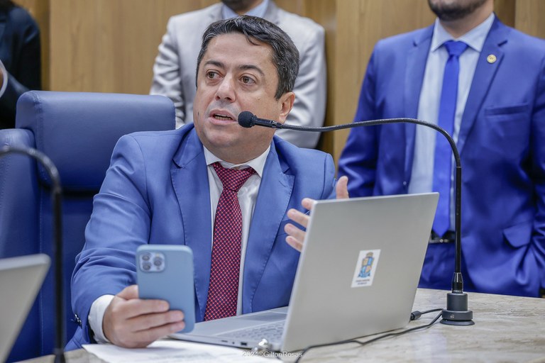 Projeto de Lei que cria o Programa Talentos de Aracaju, de autoria do vereador Fabiano Oliveira, é aprovado em primeira votação