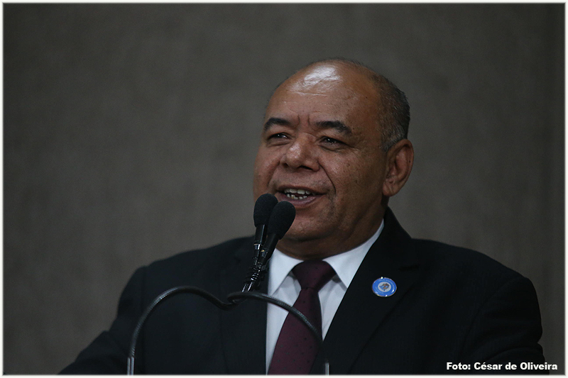 Projeto de Lei regulariza o uso de talheres cromados na capital