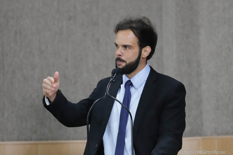 Projeto Menor Aprendiz é aprovado em segunda discussão