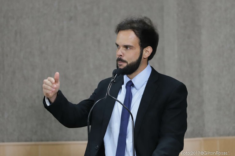 Projeto Menor Aprendiz é aprovado em segunda discussão