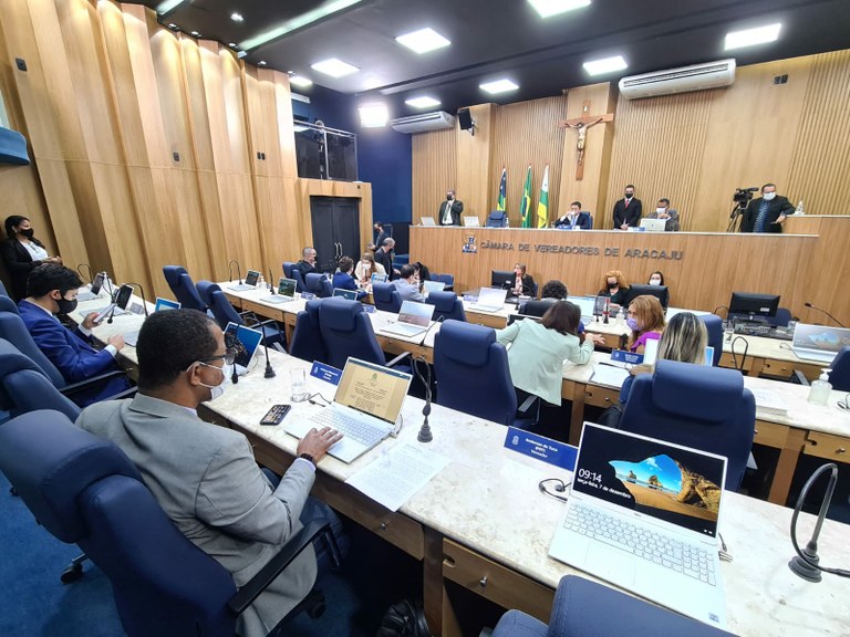 Projeto que denomina Avenida Reinaldo Moura é aprovado na CMA