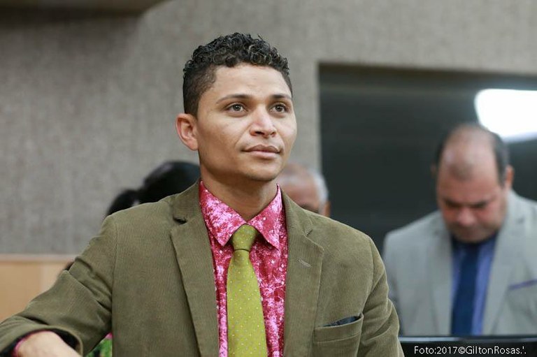 "Quem pensou que seria uma palhaçada se enganou", avalia Palhaço Soneca sobre 1º mandato na CMA