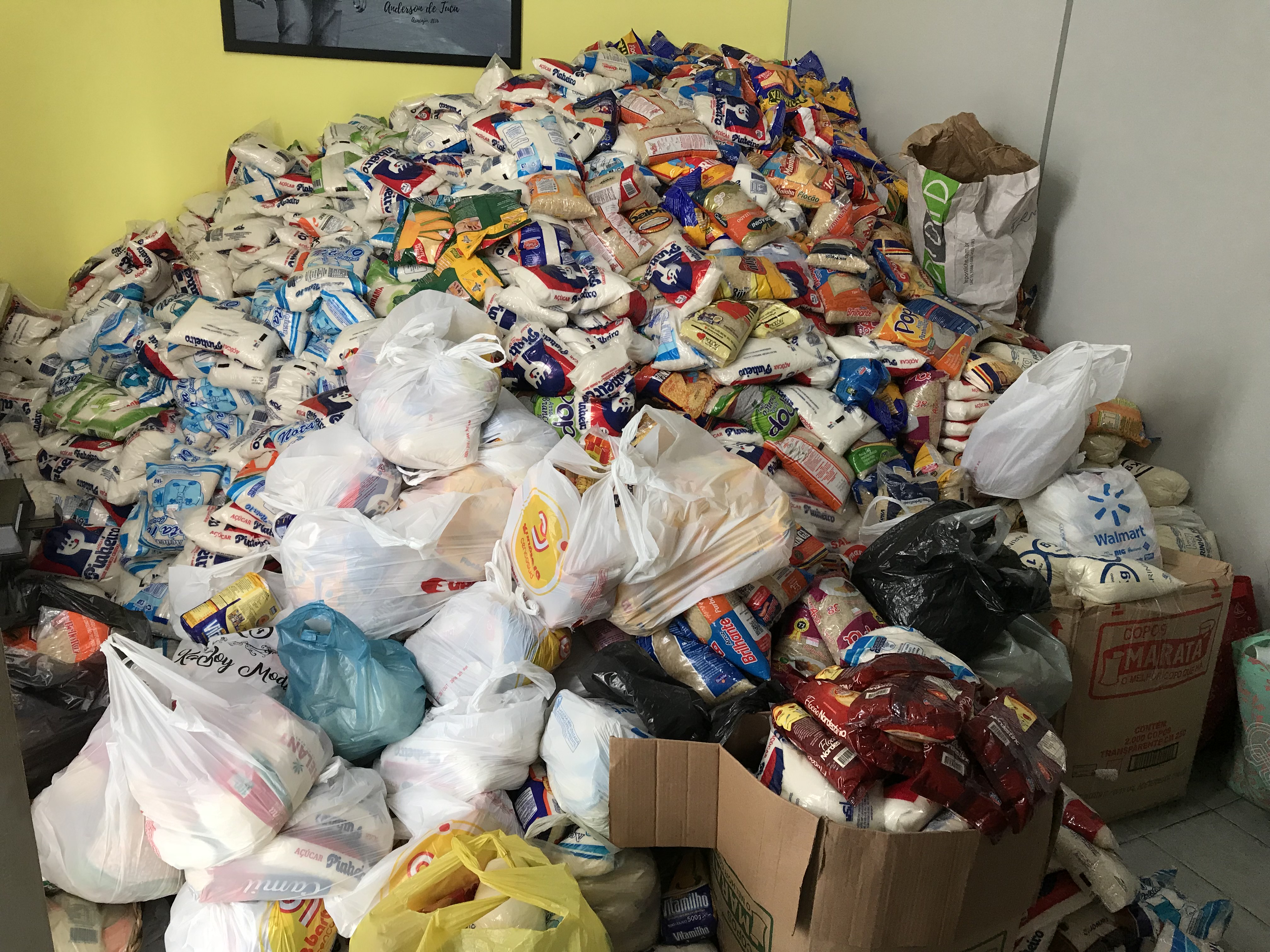 Anderson de Tuca: "Saudoso Tuca supera expectativas e arrecada 7 toneladas de alimentos"