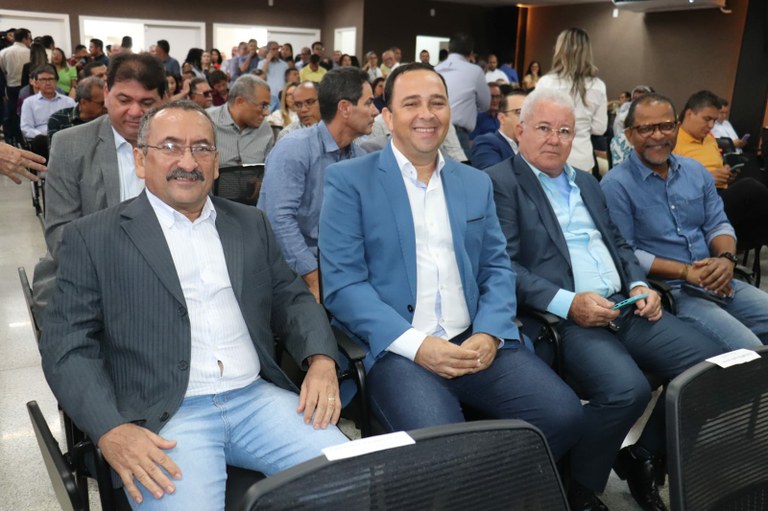 Reivindicações do vereador Cícero são atendidas e prefeito anuncia obras para o Santa Maria