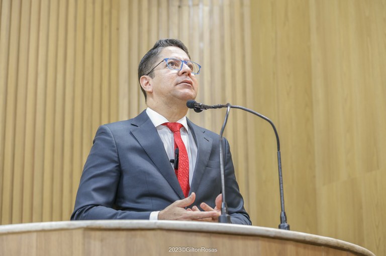 Ricardo Marques desabafa sobre inauguração de estacionamento de terminal