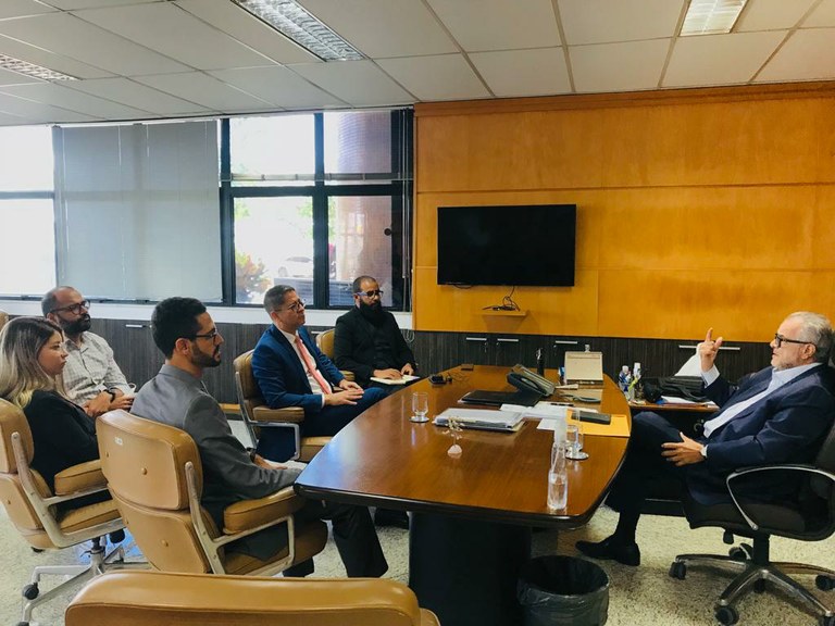 Ricardo Marques discute licitação do transporte com Procurador Geral do MP e presidente do TCE