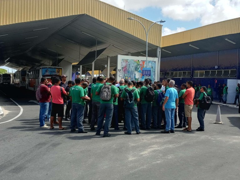 Ricardo Marques lamenta paralisação dos rodoviários e insiste na realização da licitação do transporte
