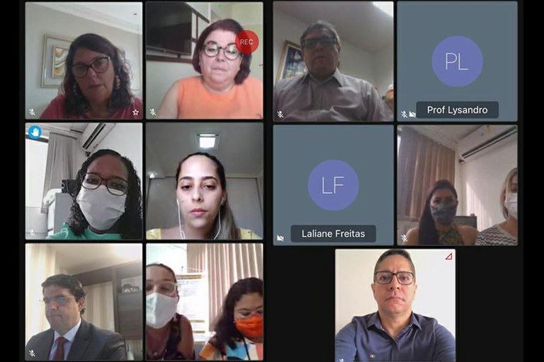 Ricardo Marques reforça preocupação de pais e professores em reunião no MP sobre retomada das aulas